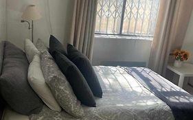 Studio Apartment In Bayswater